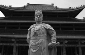 Busana Mewah Zaman Dinasti Ming Ditemukan di Pemakaman