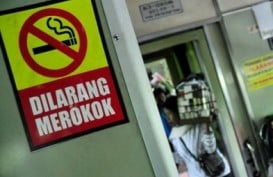 Menteri Jonan: Dilarang Merokok di Seluruh Angkutan Umum