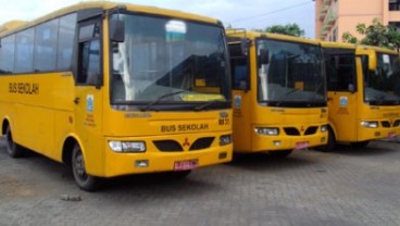 30 Bus Sekolah & 10 Bus Tingkat Gratis Beroperasi di Merdeka Barat