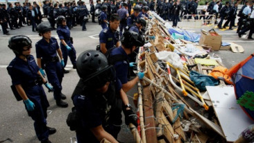 Hong Kong Kembali Pulih Setelah Polisi Bersihkan Lokasi Demonstrasi