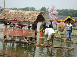 Setu Babakan Jadi Arena Mancing & Hiburan