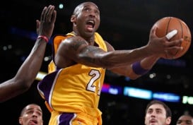 Basket NBA, Kobe Bryant Lewati Rekor Michael Jordan