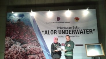 Mengenal Alor Lewat Buku "Alor Underwater"