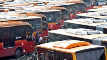 Pemprov DKI Operasikan 300 Bus Transjakarta Tidak Layak Jalan