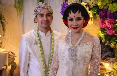 RAFFI AHMAD NGUNDUH MANTU: Ini Kicauan Jilid 2 Farhat Abbas Tentang Ridwan Kamil Via @farhatabbaslaw