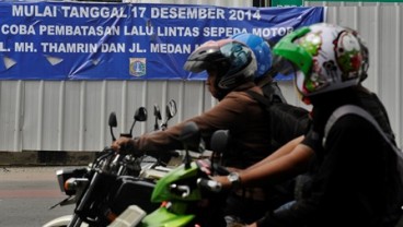 PELARANGAN SEPEDA MOTOR: Jalur Alternatif Ramai Dilintasi Pemotor