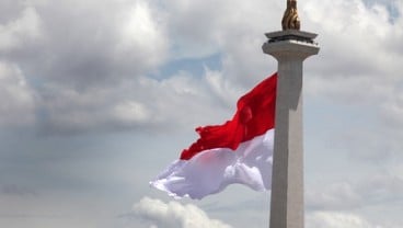 HARI BELA NEGARA 2014: Indonesia Kibarkan Bendera Terbesar di Dunia