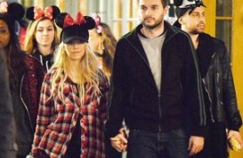 Christina Aguilera Rayakan Ulang Tahun Ke 34 di Disneyland