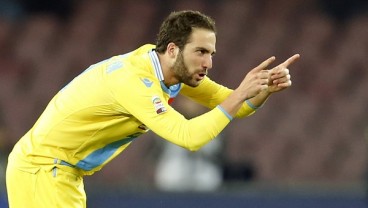 NAPOLI JUARA SUPER COPA: Menang Adu Penalti Dari Juventus, Higuain 2 Gol, Tevez Juga 2 Gol