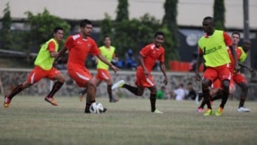 ISL 2015, Persija Jakarta Perkenalkan Kostum Baru