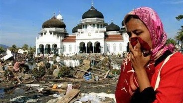 SBY Mengenang Bencana Tsunami Aceh & Nias (3)