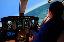 AIR ASIA QZ8501 HILANG: TNI AU Kirim Helikopter Puma Lakukan Pencarian