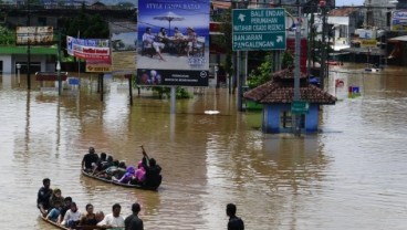 BANJIR BANDUNG:  Cekungan Bandung Rawan Banjir Karena Topografi Yang Cekung