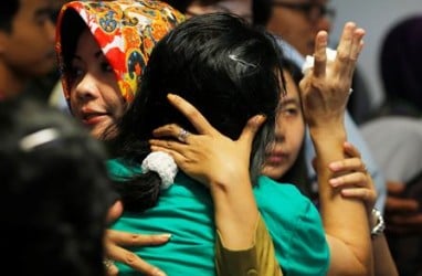 SERPIHAN AIRASIA QZ8501 DITEMUKAN: TVOne dan MetroTV Diminta Tak Eksploitasi Tragedi Ini