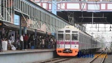 Beroperasi 24 Jam, Ini Jadwal KRL Jabodetabek Tambahan pada Malam Tahun Baru 2015