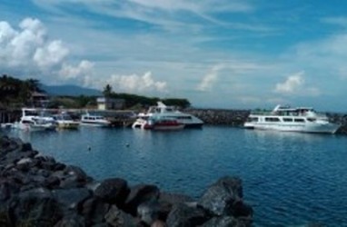 MALAM TAHUN BARU 2015: Warga Kota Manado Padati Pantai Boulevard