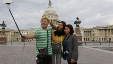 Di Inggris, Ada Universitas Penyedia Pendidikan Selfie Bersertifikat