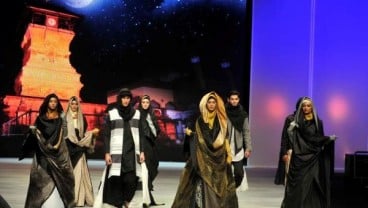 4 Perancang Busana Muslim Rilis Koleksi Baru di Indonesia Fashion Week 2015