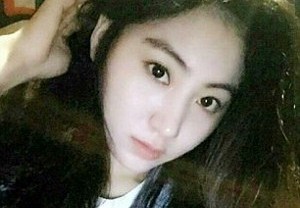 Tolak Berhubungan Intim, Penyanyi Cantik Ini Dianiaya Bosnya