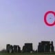 UFO Tertangkap Kamera Terbang di Atas Stonehenge