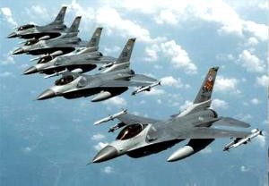 Jet Tempur F-16 Hantam Pesawat Sipil, 2 Orang Tewas