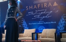 Busana Muslim Berbahan Songket Silungkang Tampil di New York Couture Fashion Week