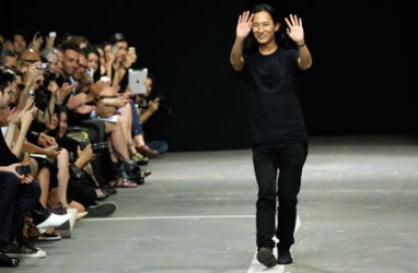 Alexander Wang Gaet Selebriti dalam Kampanye 'Do Something'