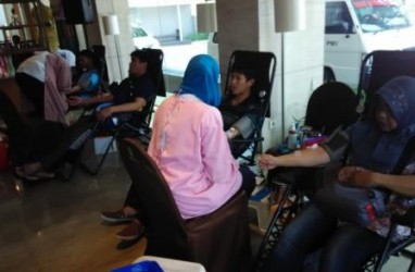Peringati Hari PMI, Mitra Hotel Bandung Gelar Aksi Donor Darah