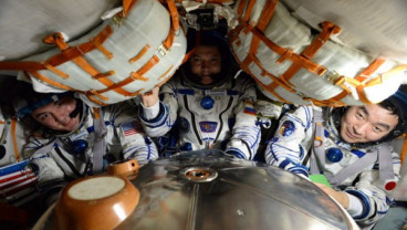 3 Astronot Mendarat di Bumi Setelah 533 Hari di Antariksa