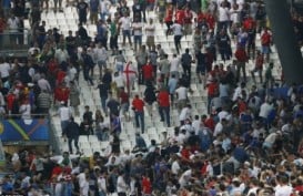 Suporter Rusia Serang Pendukung Inggris di Stadion Marseille