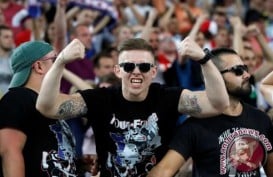 Hooligan Rusia Berulah Lagi, Pendukung Inggris Diserang di Lille