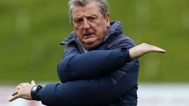 Hodgson Sebut Provokasi Wales Murahan