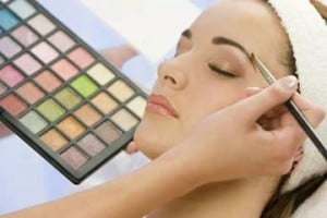 Begini Cara Agar Tetap Tampil Cantik & Segar Meskipun Kurang Tidur