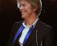 Koleksi Seni David Bowie Bakal Dipamerkan