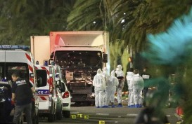 Truk Seruduk Kerumunan di Nice, 73 Orang Tewas