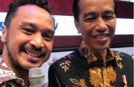 Rajin Investasi, Giring Dihadiahi Selfie Bareng Jokowi