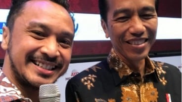 Rajin Investasi, Giring Dihadiahi Selfie Bareng Jokowi