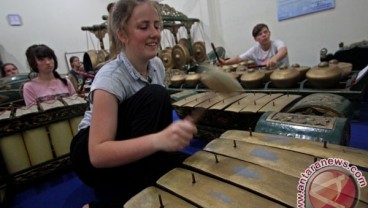 Siswa Ivydale London Pelajari Gamelan