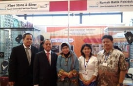 Bio Farma Boyong Batik Pakidulan Pameran di Aljazair