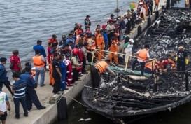 KM Zahro Express Terbakar: Sesosok Mayat Ditemukan Dekat Pelabuhan Tanjung Priok