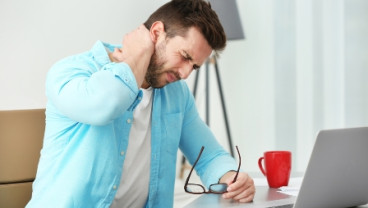 Sering Merasa Sakit Saat Duduk? Ini Penyebabnya