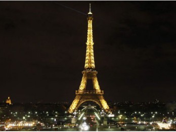 Paris Kembali Dikejutkan Aksi Bersenjata Berbau Teror