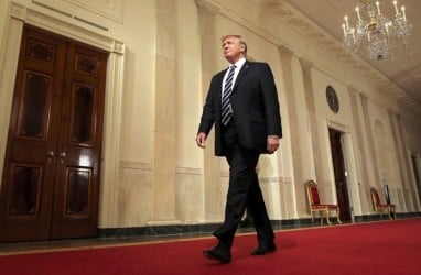 Pengadilan AS Tolak Larangan Imigrasi Trump, Kekacauan di Gedung Putih