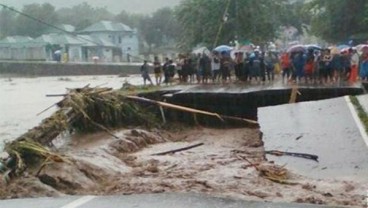 Jembatan di Sungai Kuning Purbalingga Putus Akibat Banjir