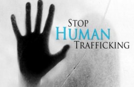 Pramugari Cantik Ini Selamatkan Korban Kasus Perdagangan Manusia