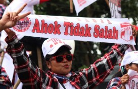 PENISTAAN AGAMA: Pendukung Yakin Ahok Tak Bersalah