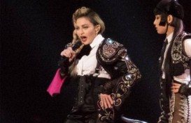 Sempat Ditentang, Madonna Akhirnya Dapat Izin Adopsi Anak Malawi