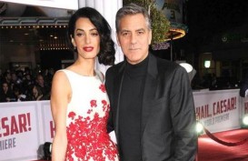 Istri George Clooney Hamil Bayi Kembar