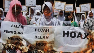 DPR: Pers Berada di Garis Terdepan Tekan Hoax