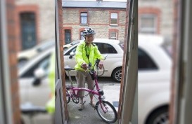 Nenek Ini Kayuh Sepeda Tanpa Berhenti Sejauh 16.093 KM